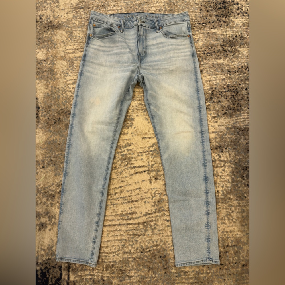 Men’s American Eagle light blue jeans size 34x32